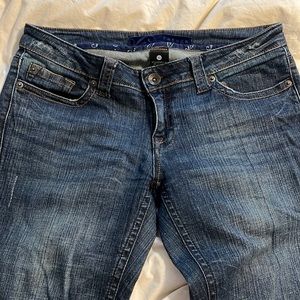 Super comfy stretch low rise zip fly boot cut distressed jeans by Refuge 9S